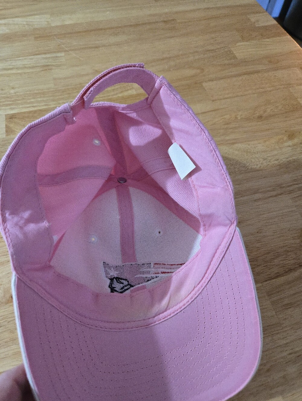Pink New England Patriots Logo Baseball Cap - Picture 4 of 5